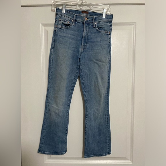 MOTHER The Insider Cropped Flared Jeans in A Side Of Rice And Beans - Picture 2 of 8